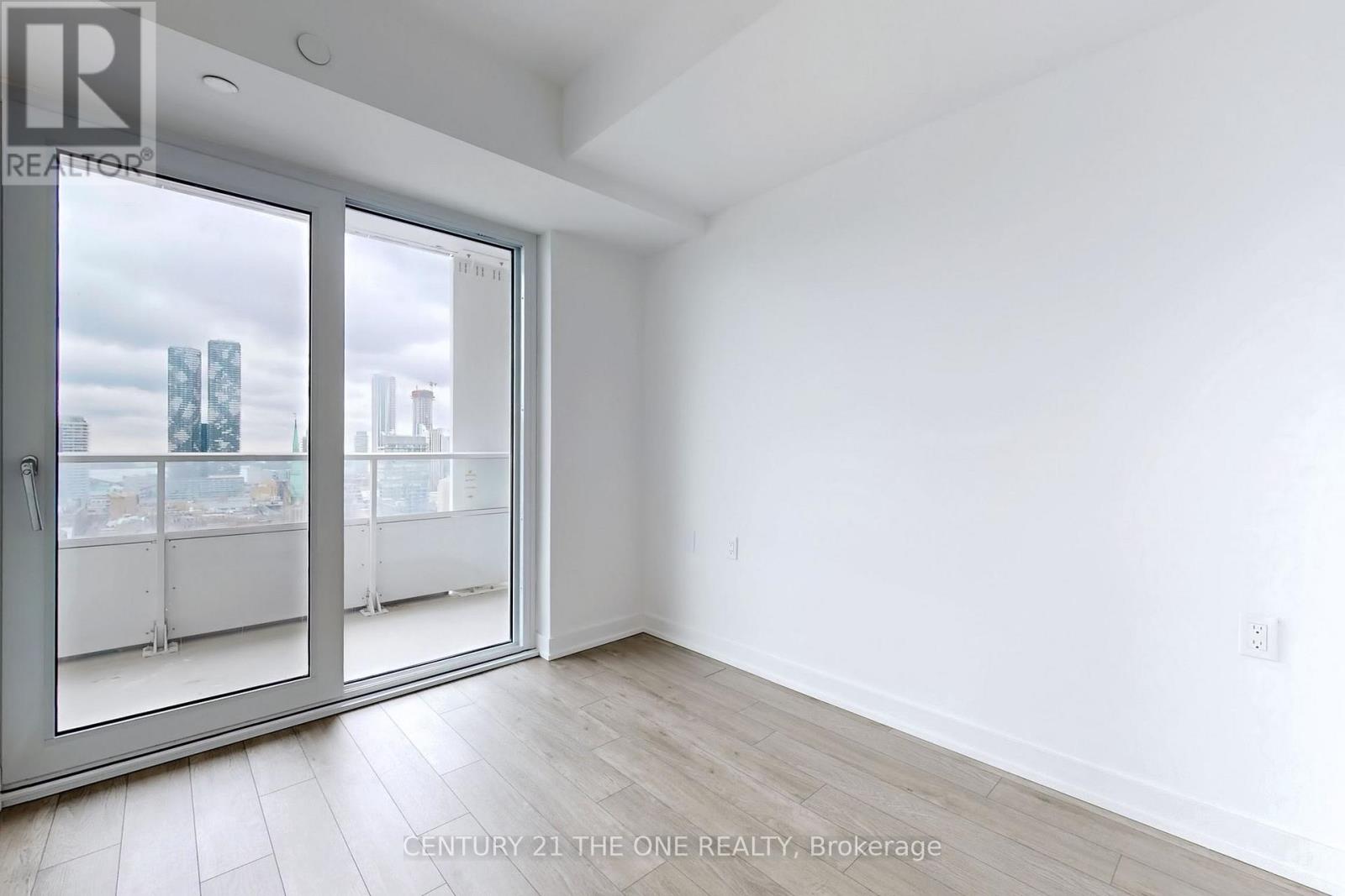 2303 - 88 Queen Street E, Toronto, Ontario  M5C 0B6 - Photo 12 - C12515426