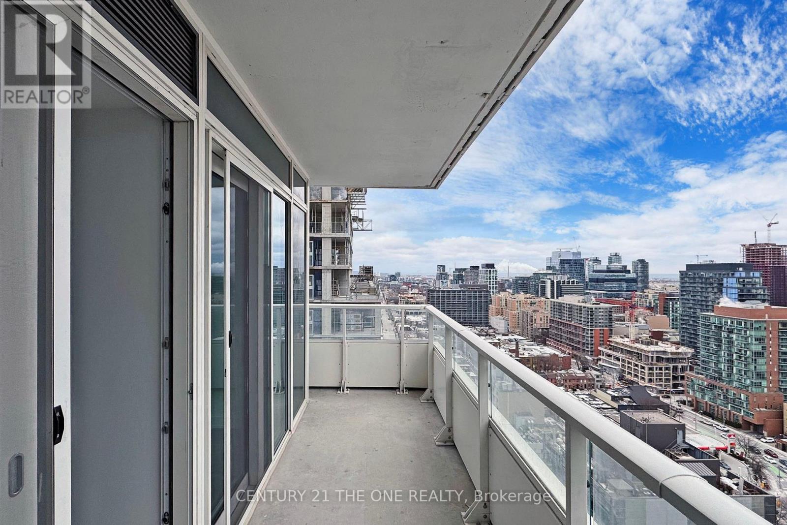 2303 - 88 Queen Street E, Toronto, Ontario  M5C 0B6 - Photo 25 - C12515426