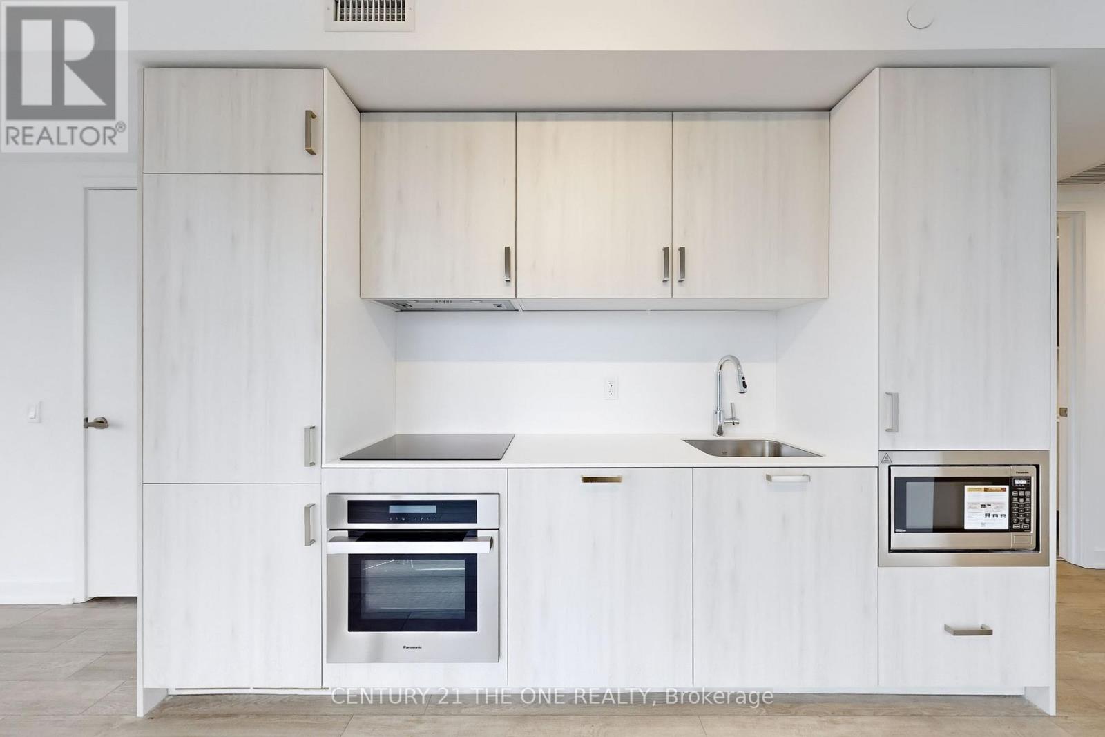 2303 - 88 Queen Street E, Toronto, Ontario  M5C 0B6 - Photo 9 - C12515426