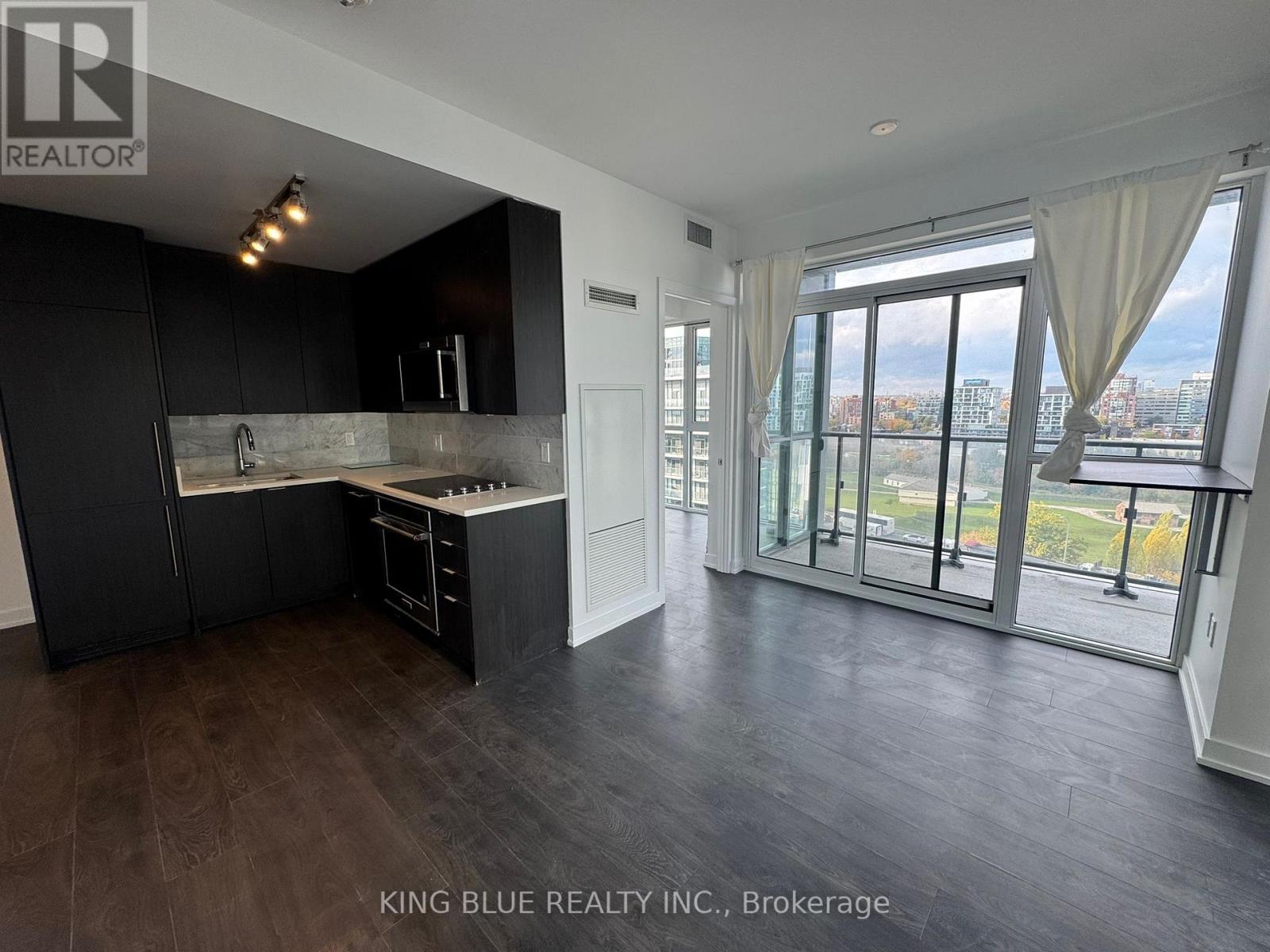 1806 - 38 Iannuzi Street, Toronto, Ontario  M5V 0S2 - Photo 3 - C12515430