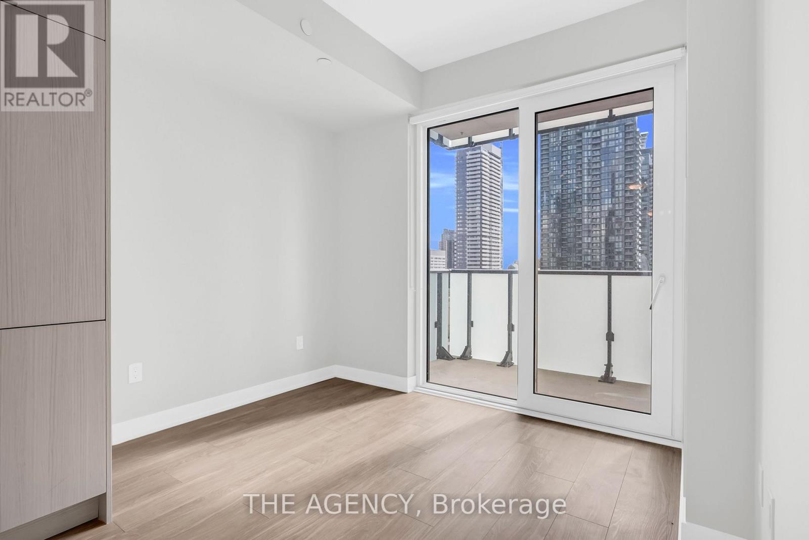 1207 - 4130 Parkside Village Drive, Mississauga, Ontario  L5B 0L7 - Photo 12 - W12515428