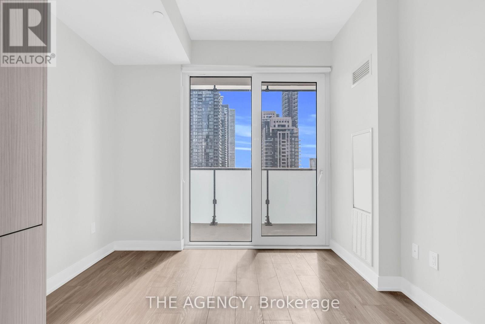 1207 - 4130 Parkside Village Drive, Mississauga, Ontario  L5B 0L7 - Photo 8 - W12515428