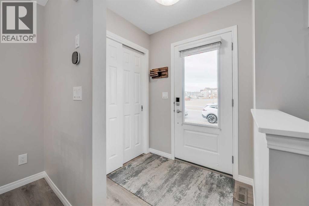 109 Yorkville Boulevard Sw, Calgary, Alberta  T2X 4J9 - Photo 6 - A2268753