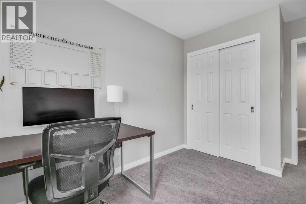 109 Yorkville Boulevard Sw, Calgary, Alberta  T2X 4J9 - Photo 27 - A2268753