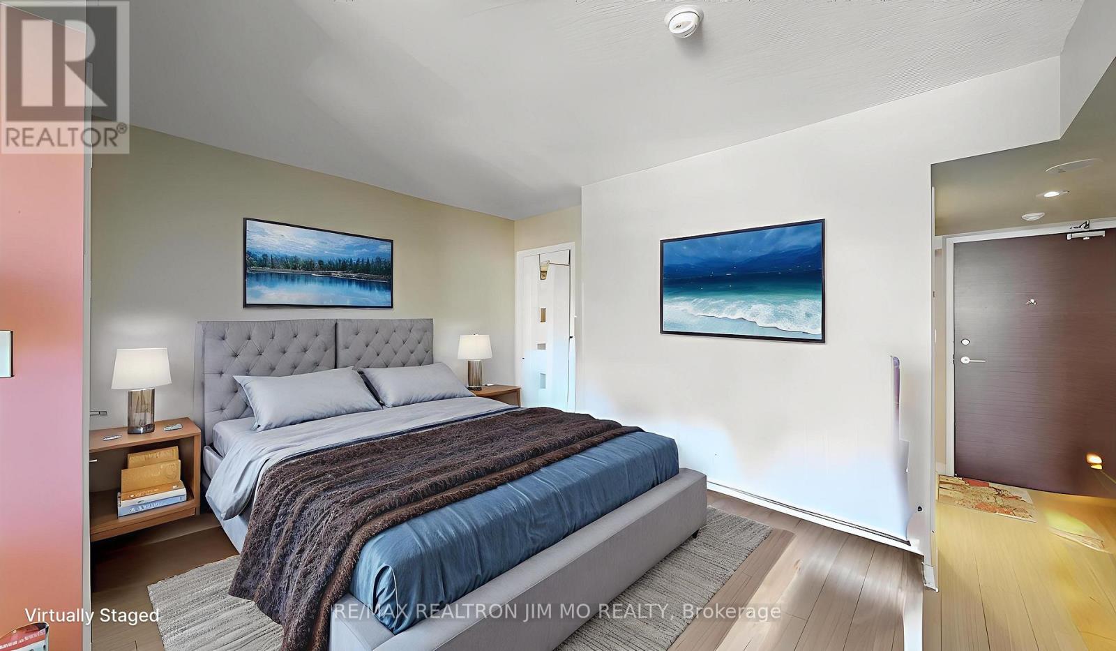 822 - 21 Iceboat Terrace, Toronto, Ontario  M5V 4A9 - Photo 10 - C12515442