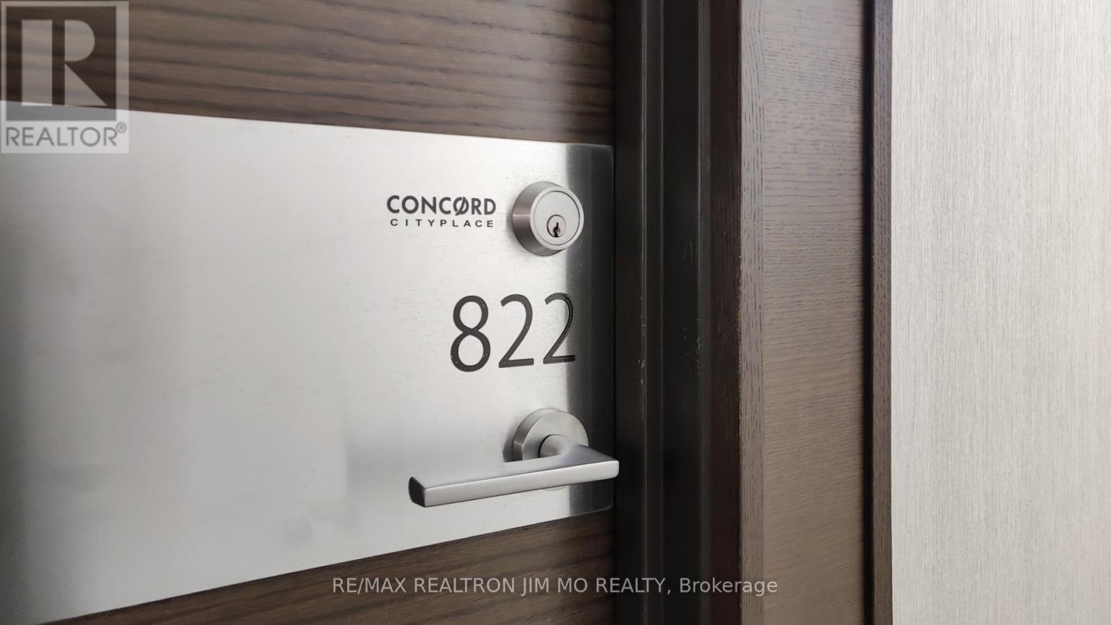 822 - 21 Iceboat Terrace, Toronto, Ontario  M5V 4A9 - Photo 14 - C12515442