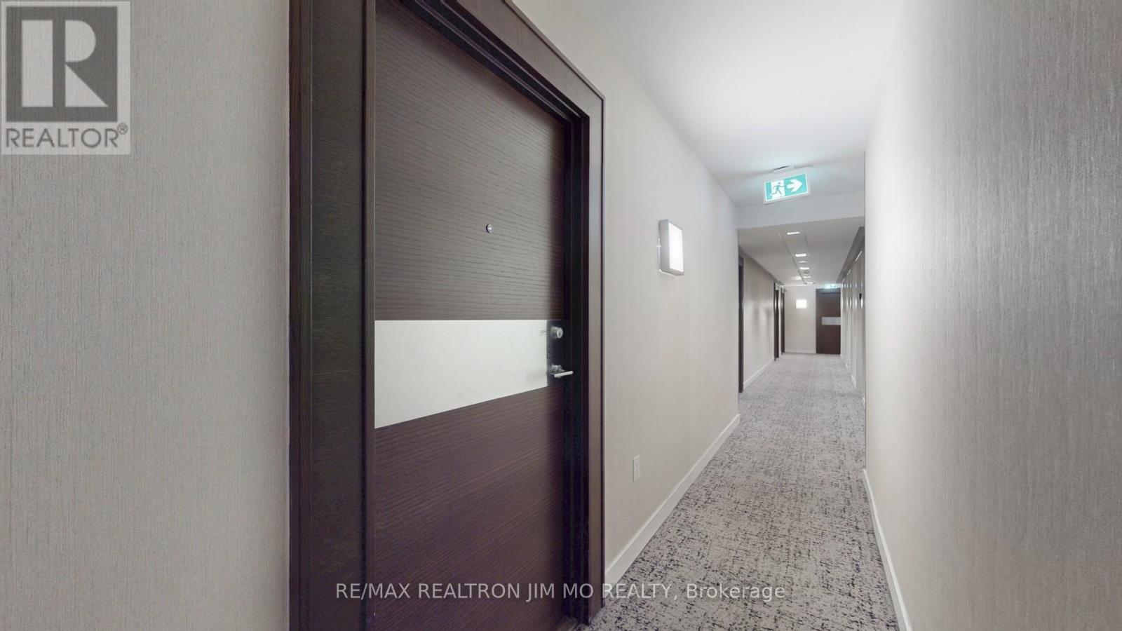 822 - 21 Iceboat Terrace, Toronto, Ontario  M5V 4A9 - Photo 15 - C12515442