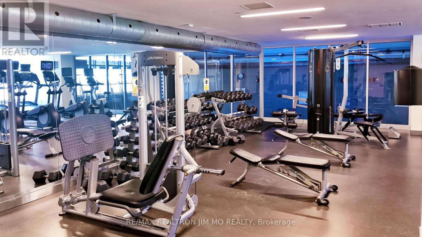 822 - 21 Iceboat Terrace, Toronto, Ontario  M5V 4A9 - Photo 32 - C12515442