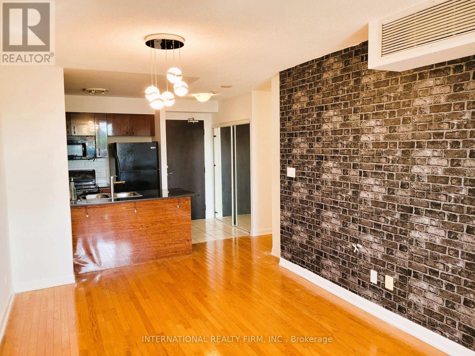 209 - 5793 Yonge Street, Toronto, Ontario  M2M 0A9 - Photo 4 - C12515454