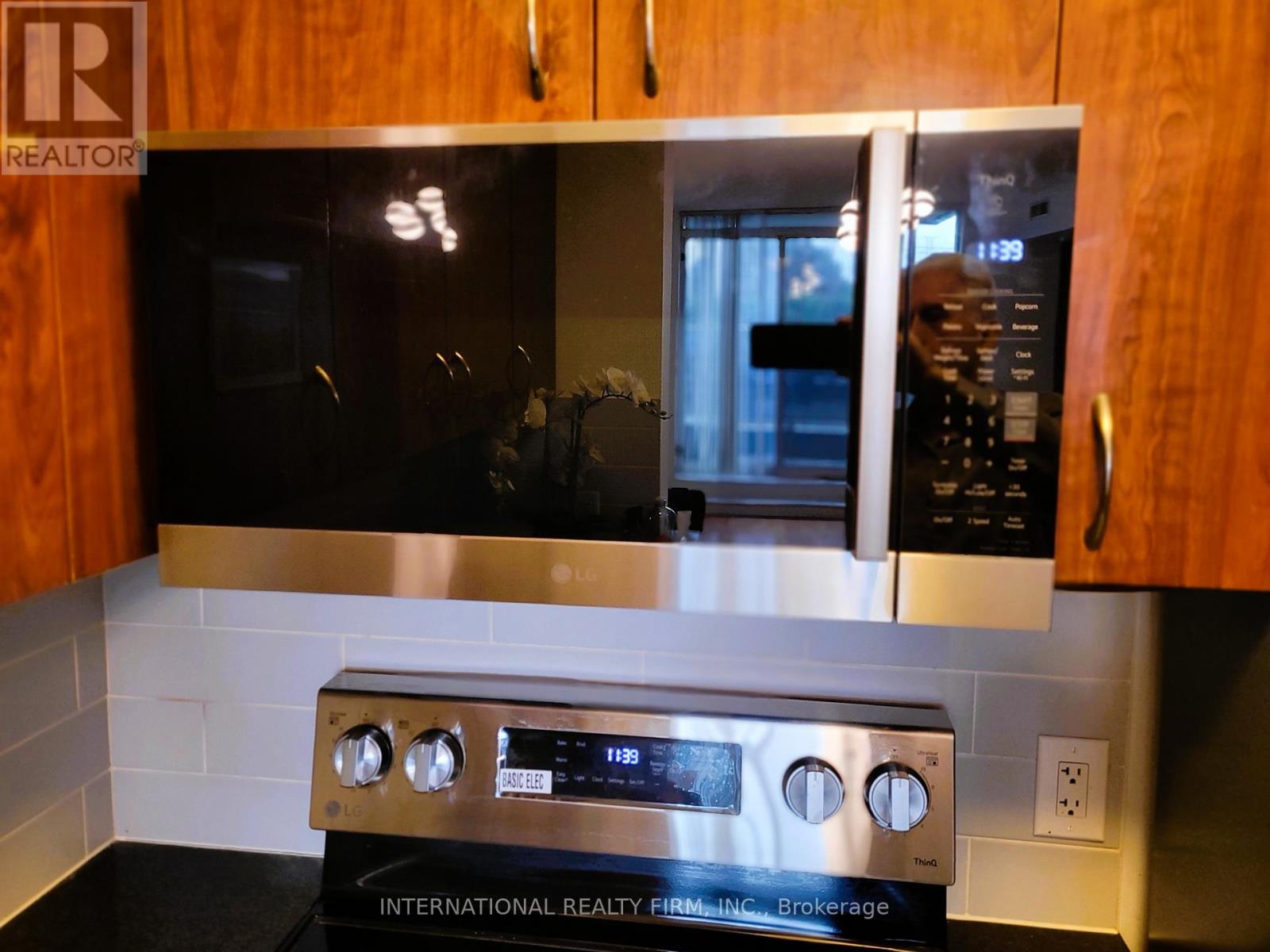 209 - 5793 Yonge Street, Toronto, Ontario  M2M 0A9 - Photo 8 - C12515454