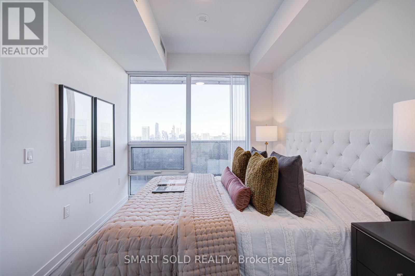 5802 - 55 Cooper Street, Toronto, Ontario  M5E 0G1 - Photo 27 - C12515494