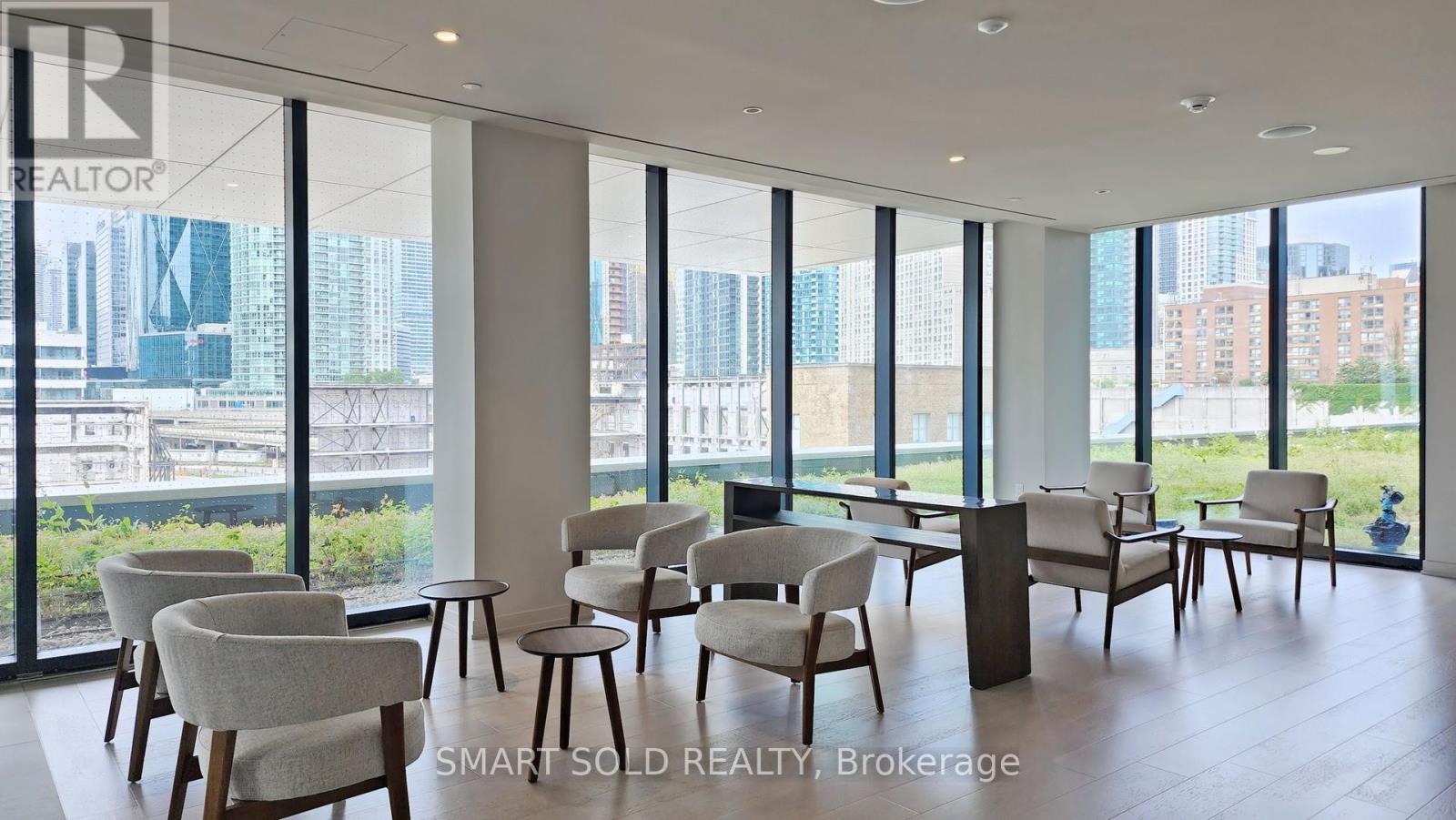 5802 - 55 Cooper Street, Toronto, Ontario  M5E 0G1 - Photo 45 - C12515494