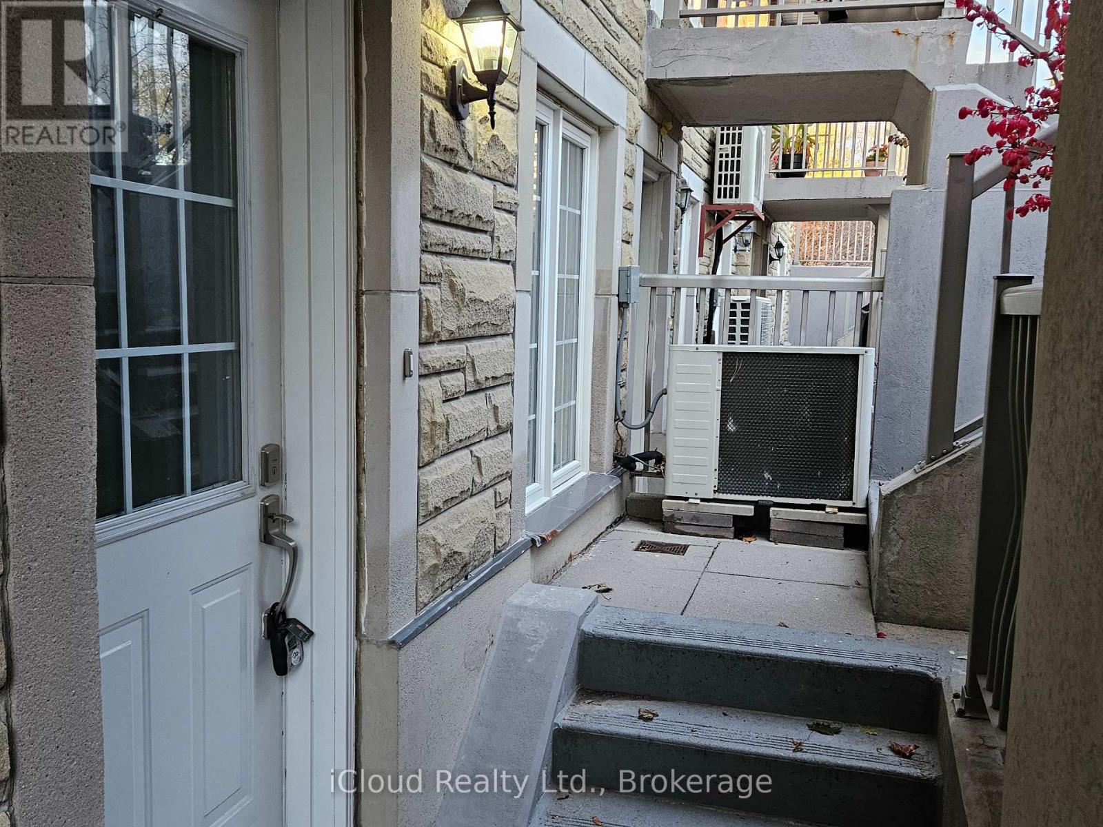 11 - 285 Antibes Drive, Toronto, Ontario  M2R 3X9 - Photo 3 - C12515496
