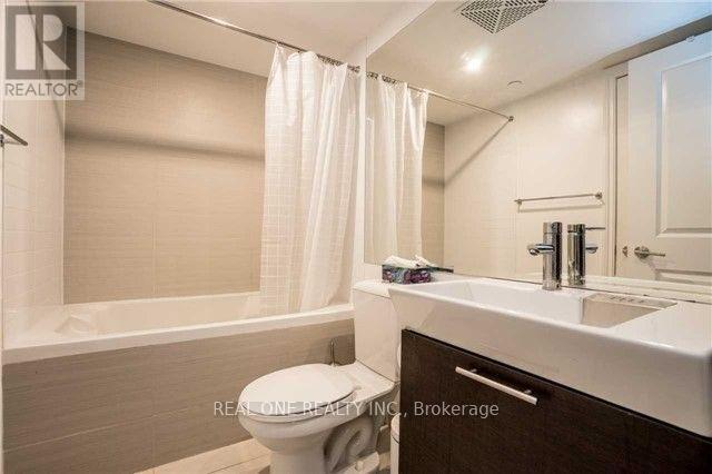 1222 - 386 Yonge Street, Toronto, Ontario  M5B 0A5 - Photo 5 - C12515502