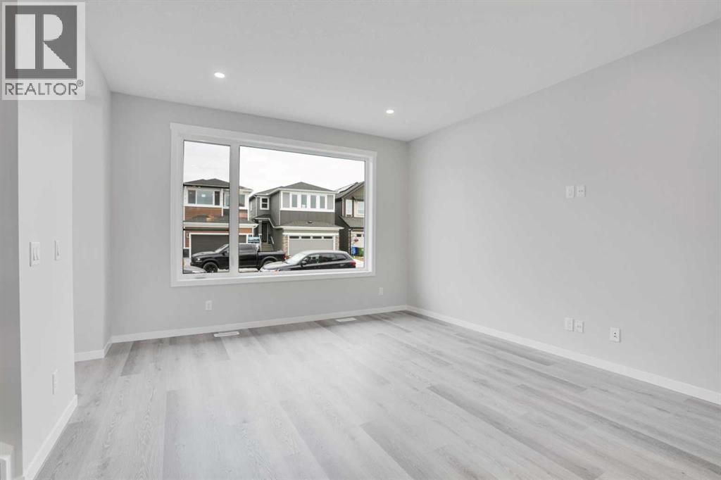 58 Corner Glen Common Ne, Calgary, Alberta  T3N 2L4 - Photo 9 - A2261355