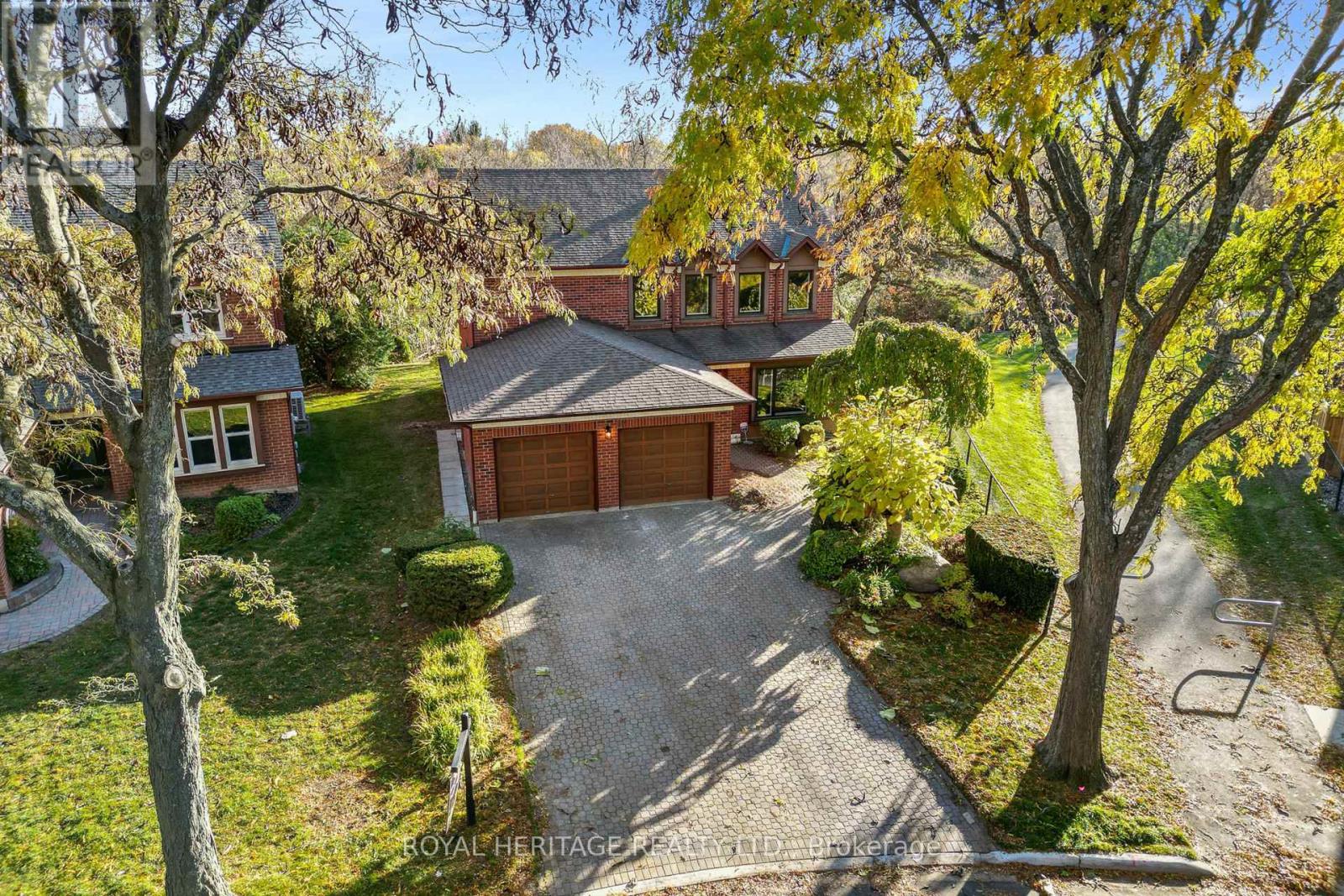 37 RICE DRIVE, Whitby, Ontario