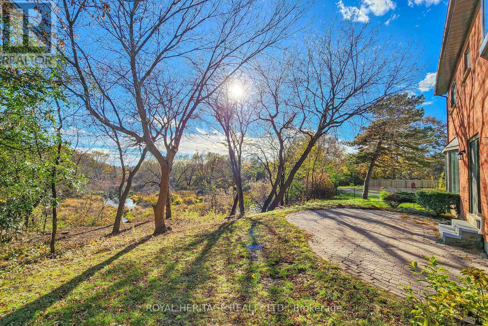 37 Rice Drive, Whitby, Ontario  L1N 7Z2 - Photo 3 - E12515450