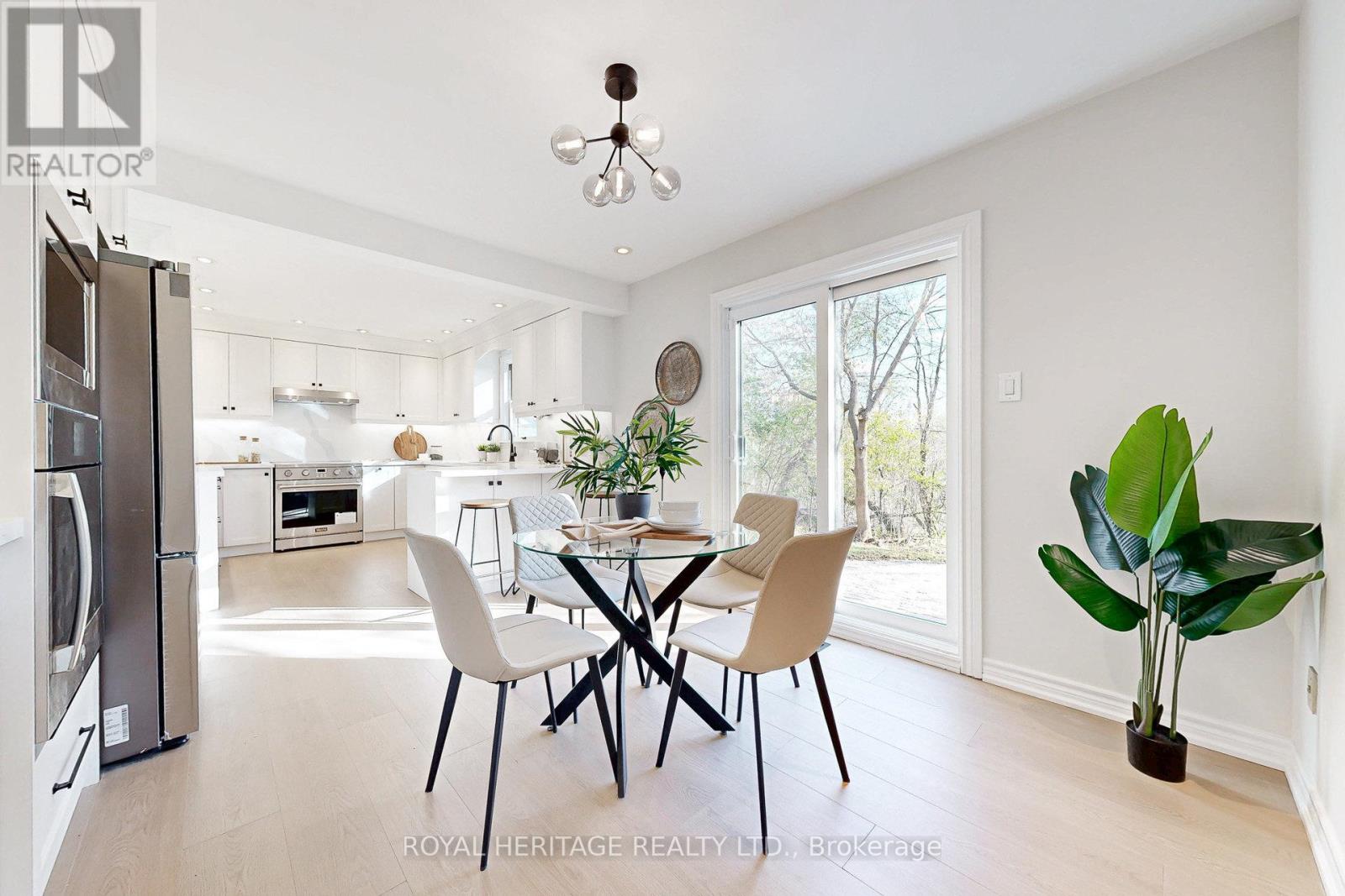 37 Rice Drive, Whitby, Ontario  L1N 7Z2 - Photo 5 - E12515450