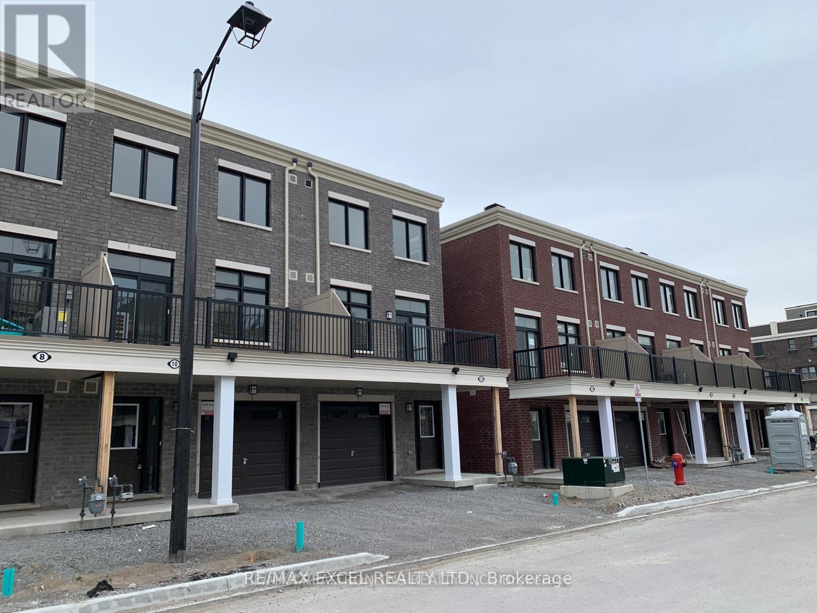 12 BAKER HILL BOULEVARD, Whitchurch-Stouffville, Ontario