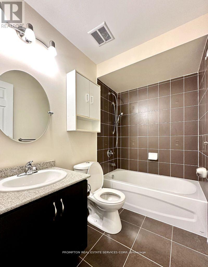 28 Beehive Lane, Markham, Ontario  L6E 0K6 - Photo 7 - N12515482