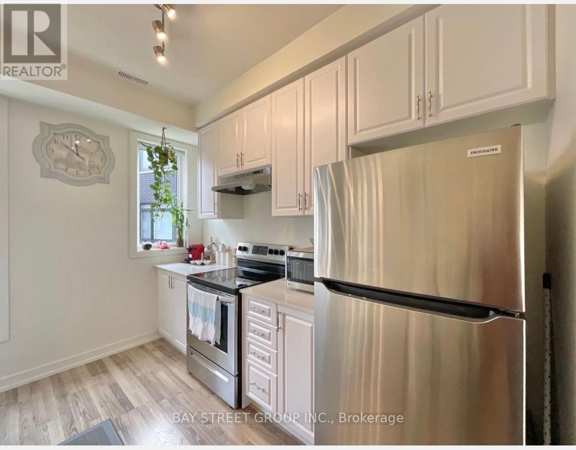 12 - 370 G Red Maple Road, Richmond Hill, Ontario  L4C 5T4 - Photo 6 - N12515500