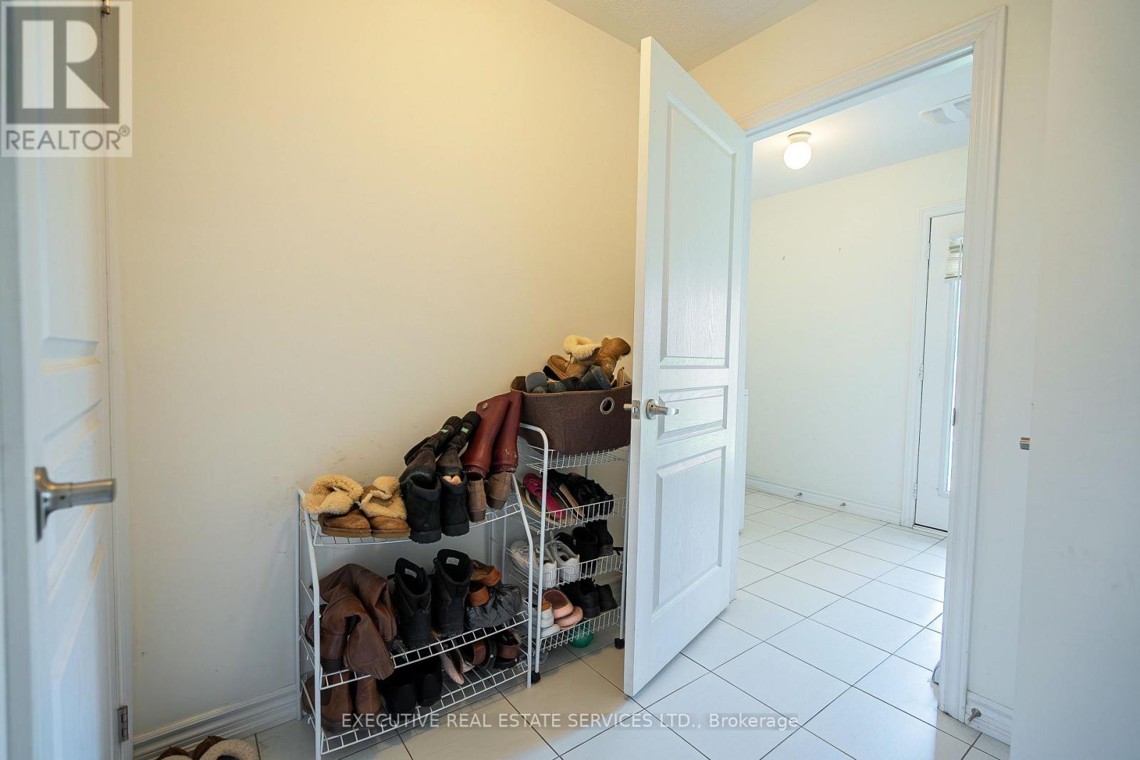 6 Abercove Close, Brampton, Ontario  L6Y 6E6 - Photo 33 - W12515434