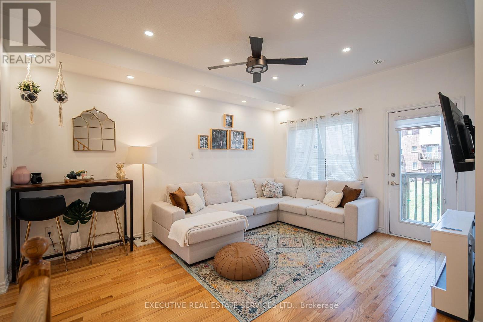 6 Abercove Close, Brampton, Ontario  L6Y 6E6 - Photo 9 - W12515434