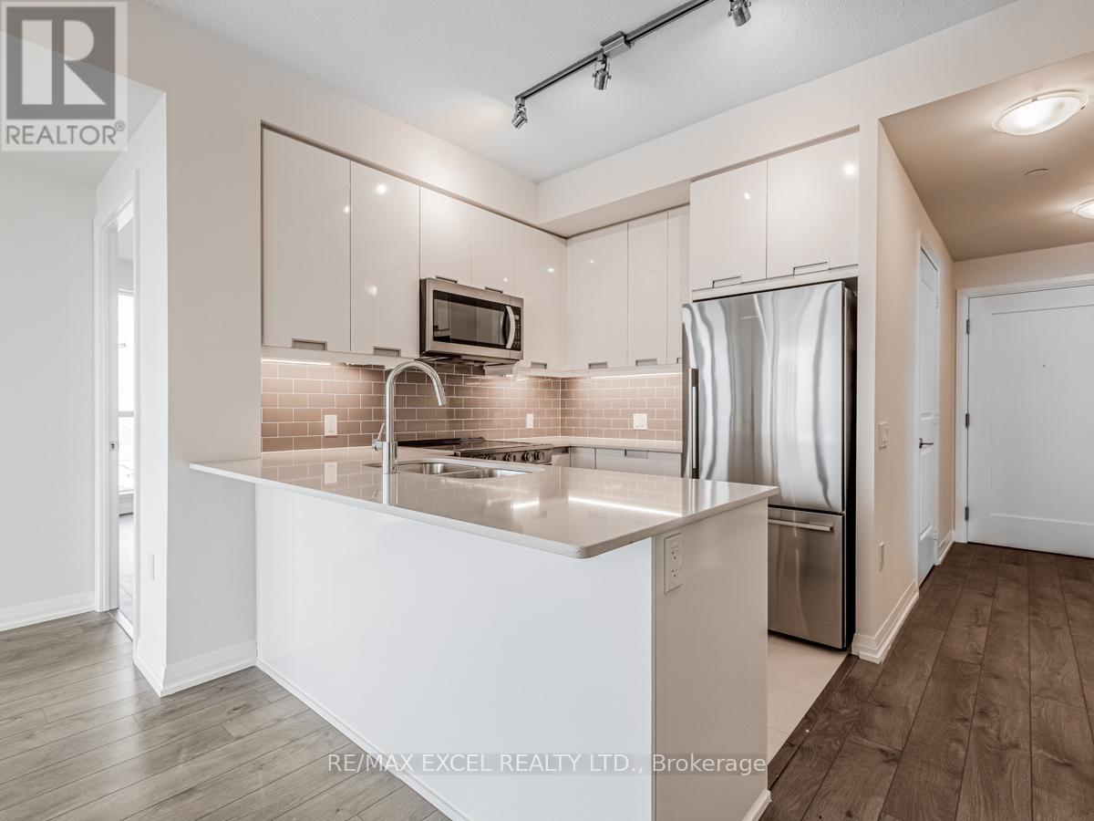 919 - 35 Watergarden Drive, Mississauga, Ontario  L5R 0G8 - Photo 8 - W12515448