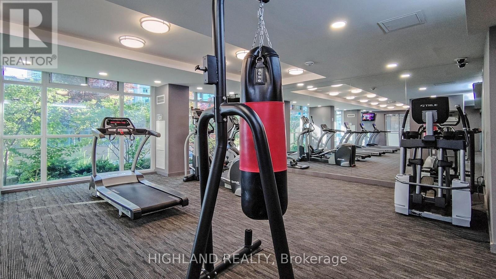 3105 - 223 Webb Drive, Mississauga, Ontario  L5B 0E8 - Photo 14 - W12515462