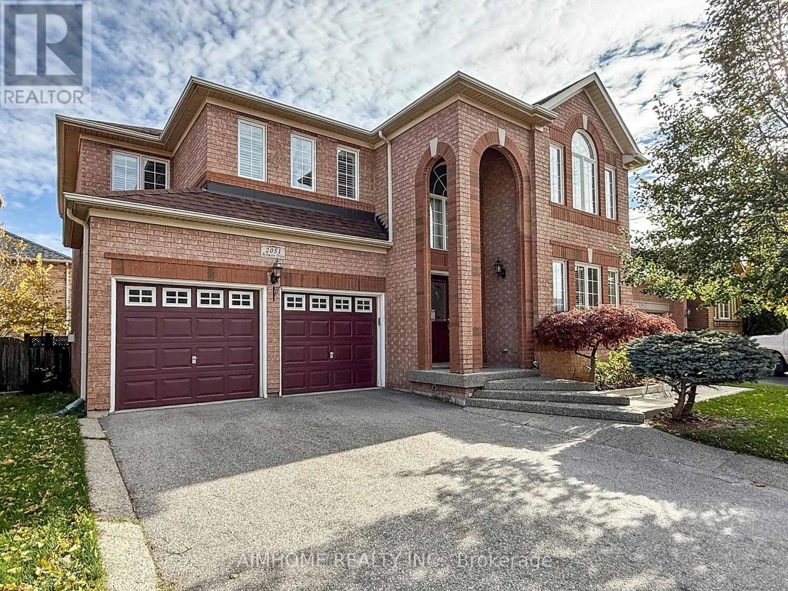 2051 ASHMORE DRIVE, Oakville, Ontario