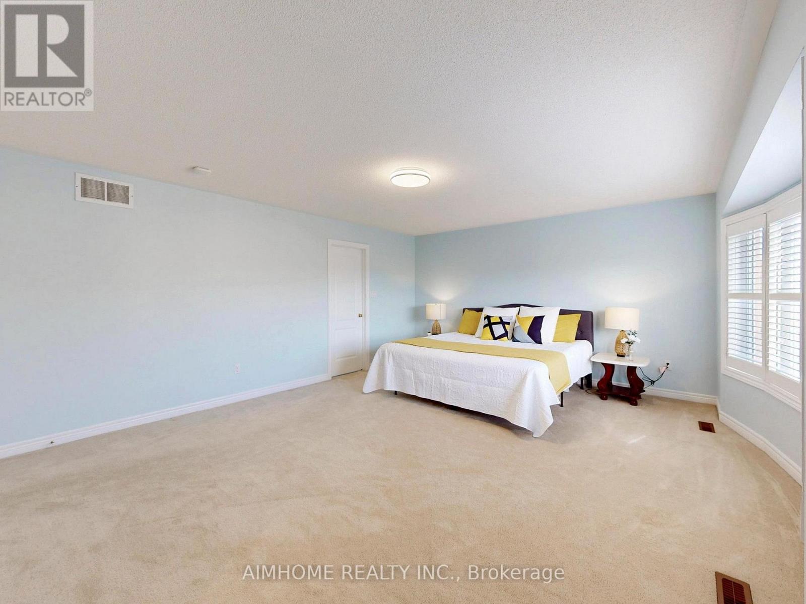 2051 Ashmore Drive, Oakville, Ontario  L6M 4T1 - Photo 22 - W12515470