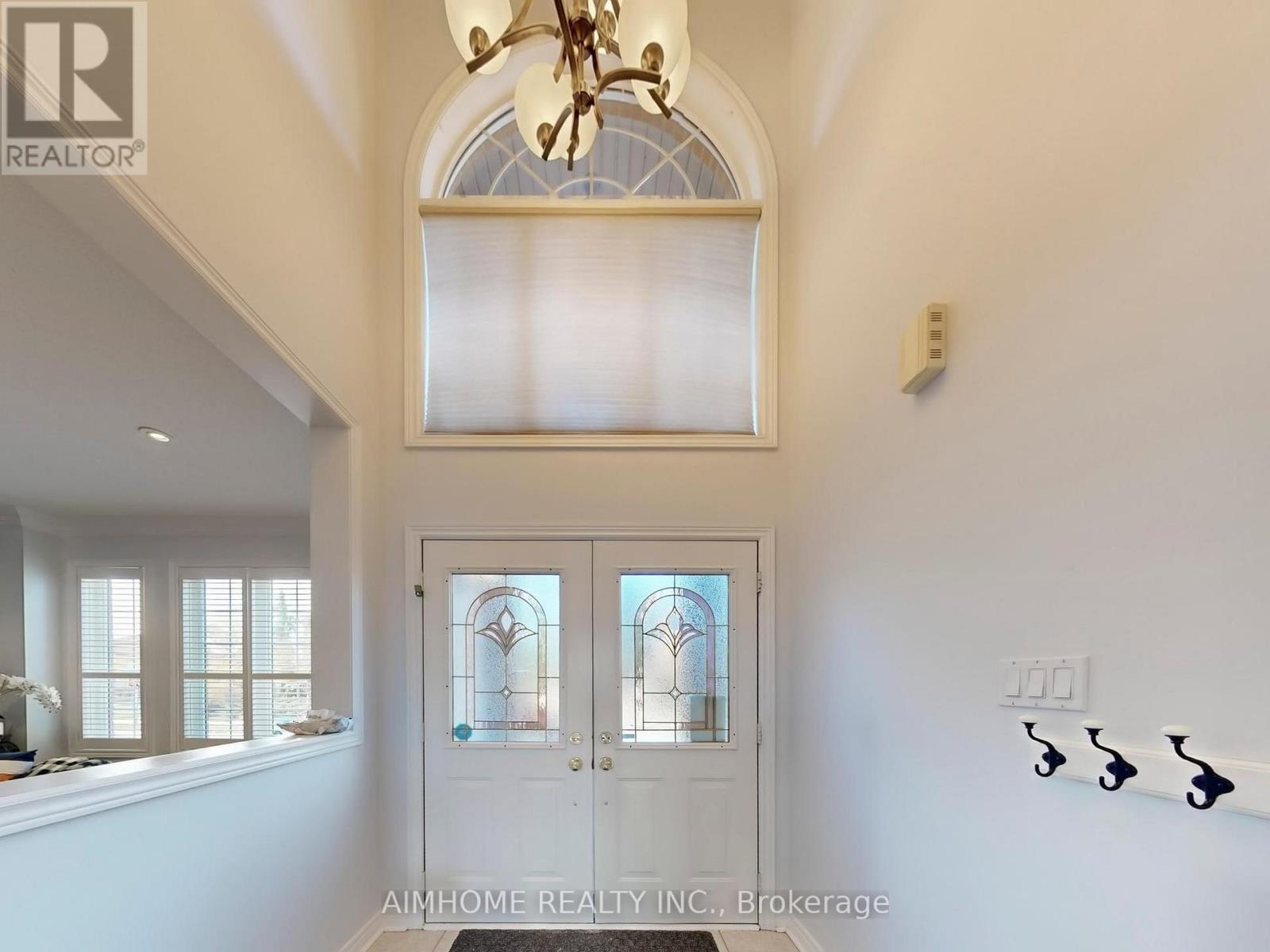 2051 Ashmore Drive, Oakville, Ontario  L6M 4T1 - Photo 3 - W12515470