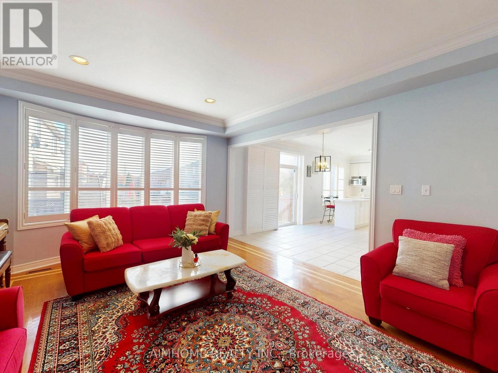 2051 Ashmore Drive, Oakville, Ontario  L6M 4T1 - Photo 8 - W12515470