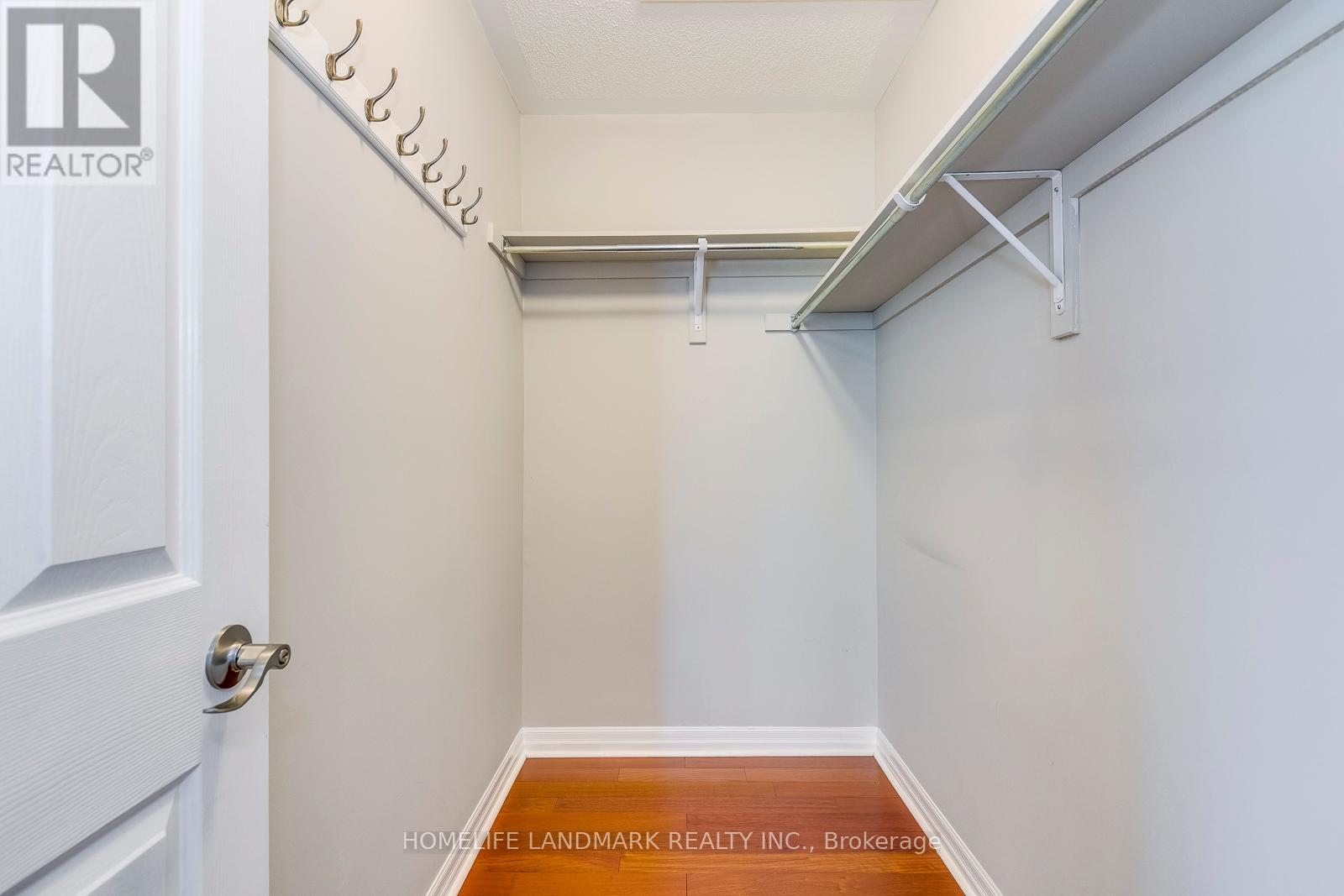 2196 Highcliffe Way, Oakville, Ontario  L6M 5B6 - Photo 25 - W12515474