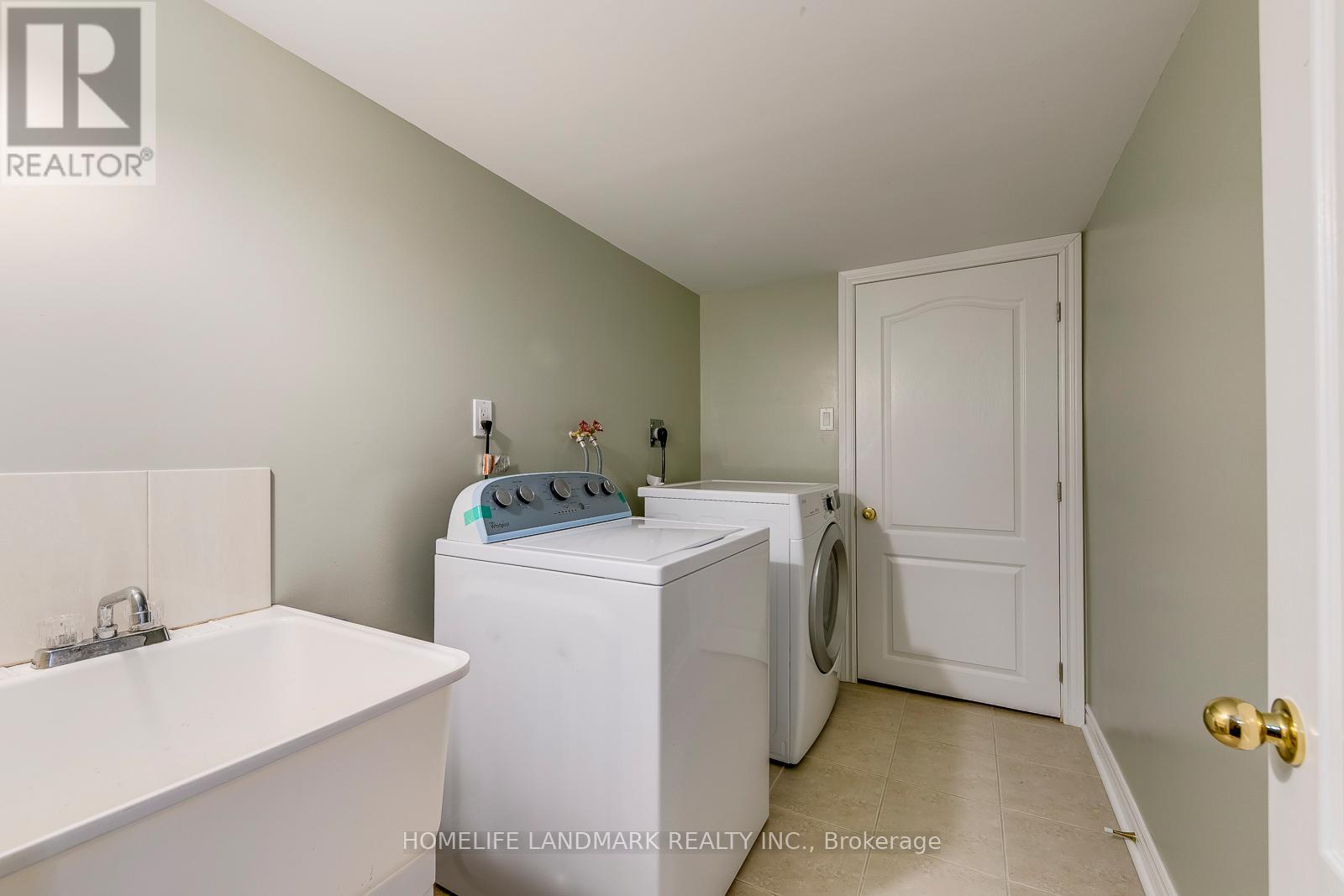 2196 Highcliffe Way, Oakville, Ontario  L6M 5B6 - Photo 40 - W12515474