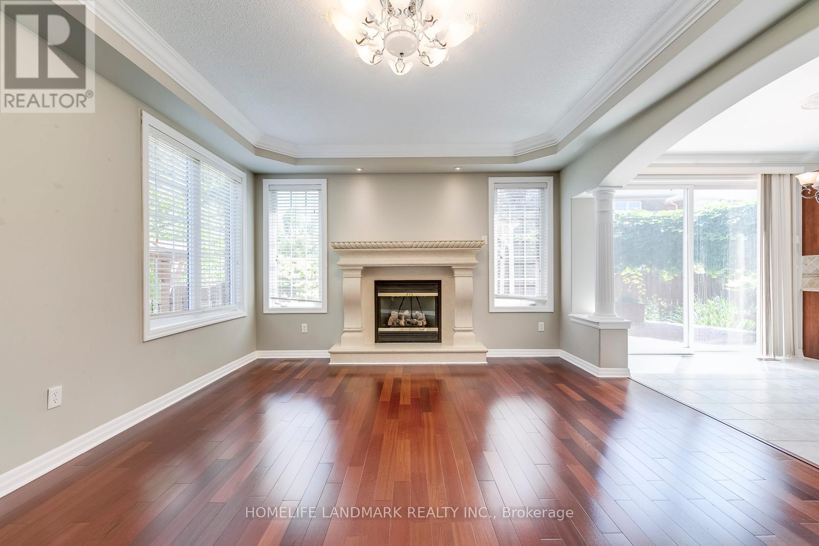 2196 Highcliffe Way, Oakville, Ontario  L6M 5B6 - Photo 9 - W12515474