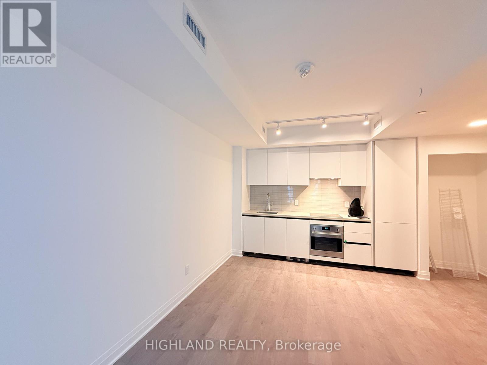 3911 - 4015 The Exchange, Mississauga, Ontario  L5B 0N9 - Photo 5 - W12515478