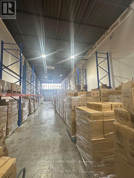 10 - 4478 Chesswood Drive, Toronto, Ontario  M3J 2B9 - Photo 4 - W12515484