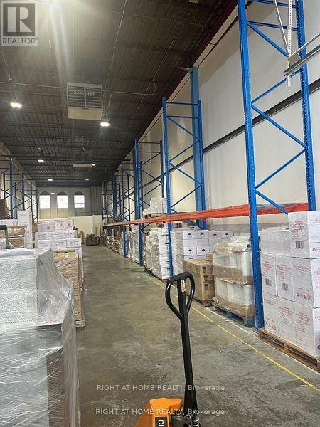 10 - 4478 Chesswood Drive, Toronto, Ontario  M3J 2B9 - Photo 5 - W12515484