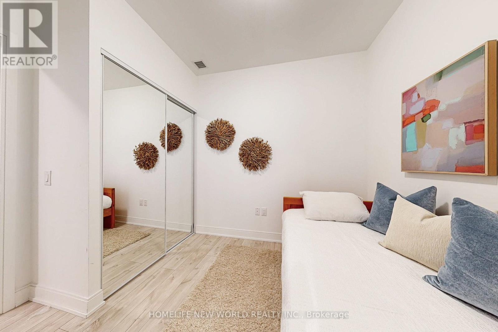 204 - 65 Annie Craig Drive, Toronto, Ontario  M8V 0G3 - Photo 12 - W12515490