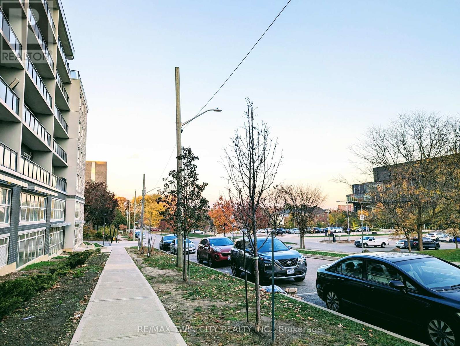 514 - 275 B Larch St Street, Waterloo, Ontario  N2L 3R2 - Photo 26 - X12515492