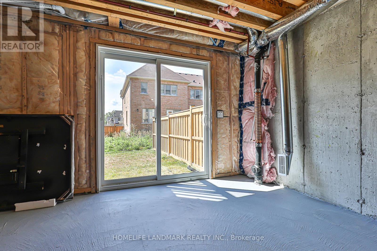 135 Lageer Drive, Whitchurch-Stouffville, Ontario  L4A 4V2 - Photo 15 - N12515510