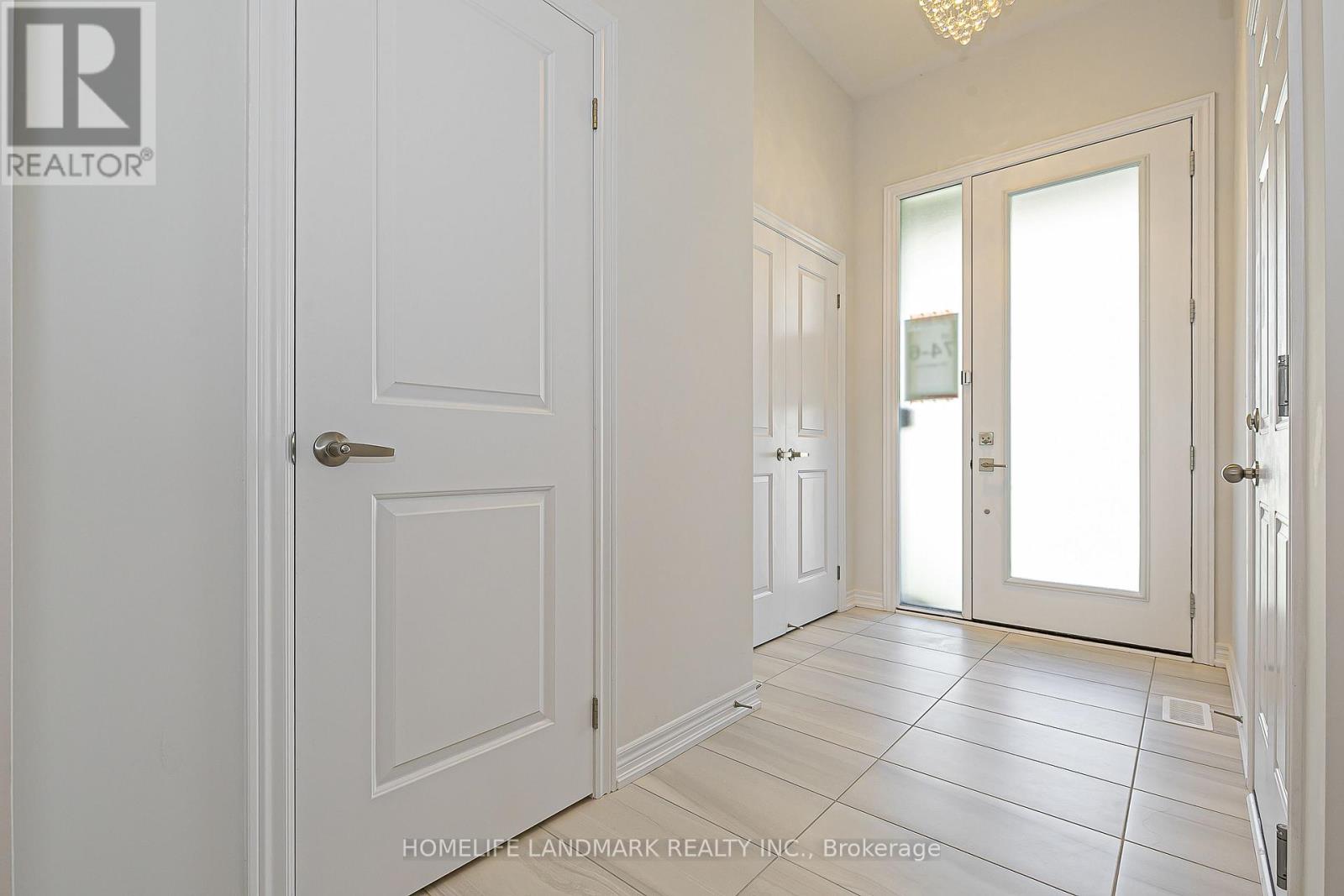 135 Lageer Drive, Whitchurch-Stouffville, Ontario  L4A 4V2 - Photo 3 - N12515510