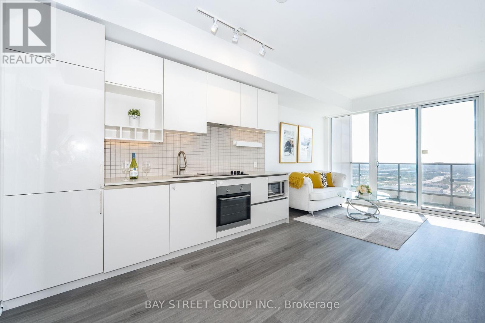 3208 - 5 Buttermill Avenue, Vaughan, Ontario  L4K 0J5 - Photo 5 - N12515532