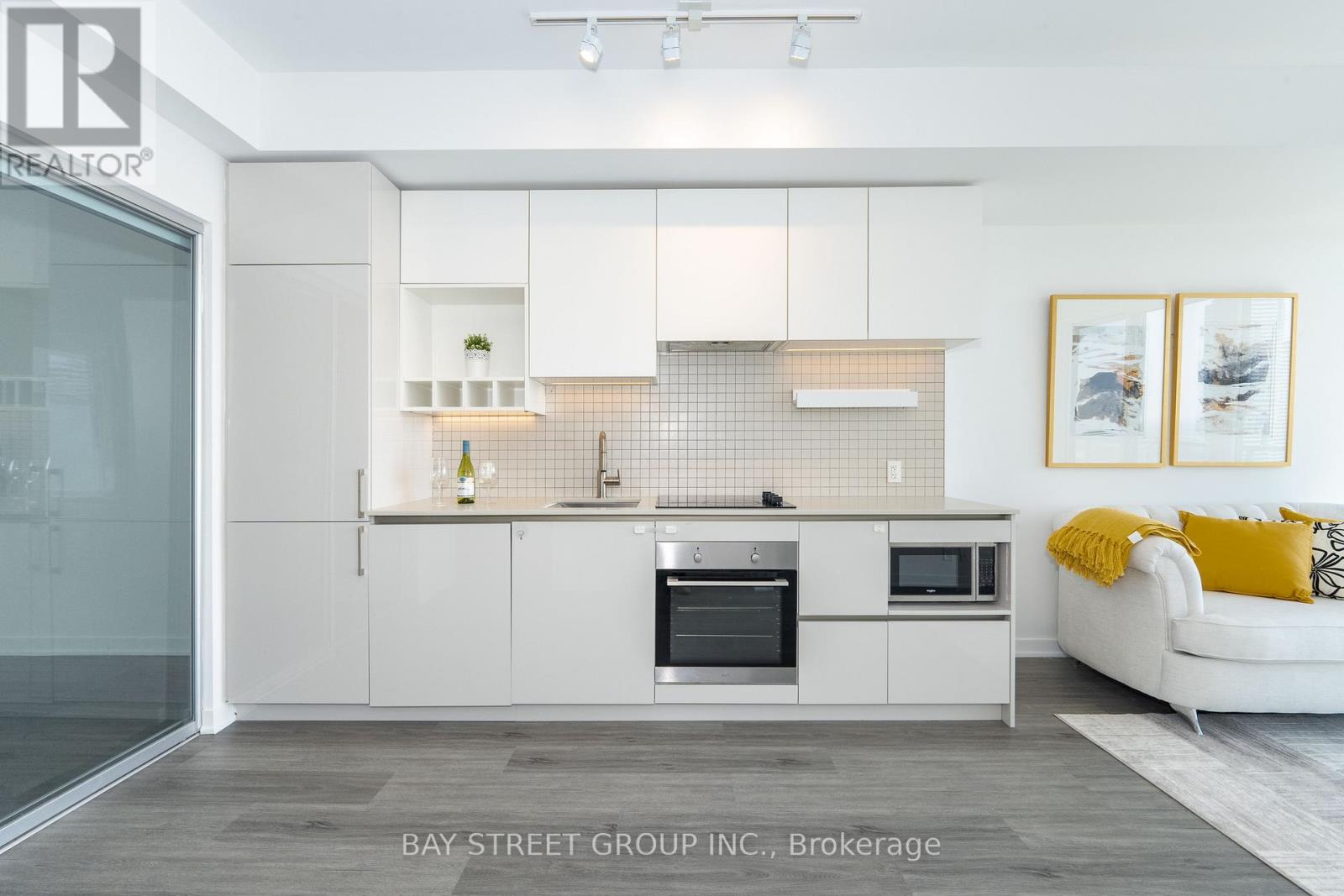 3208 - 5 Buttermill Avenue, Vaughan, Ontario  L4K 0J5 - Photo 9 - N12515532