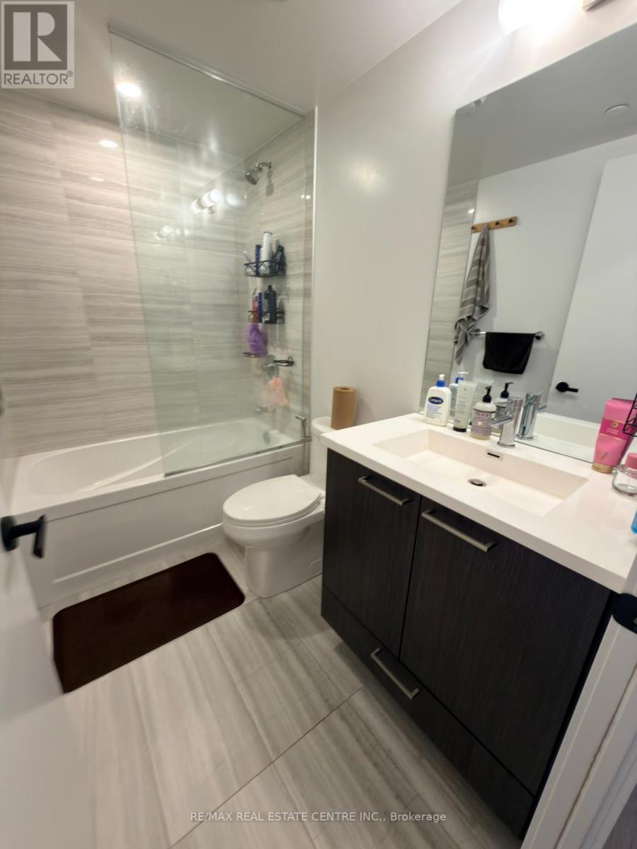 707 - 195 Commerce Street, Vaughan, Ontario L4K 0P9 - Photo 5 - N12515540