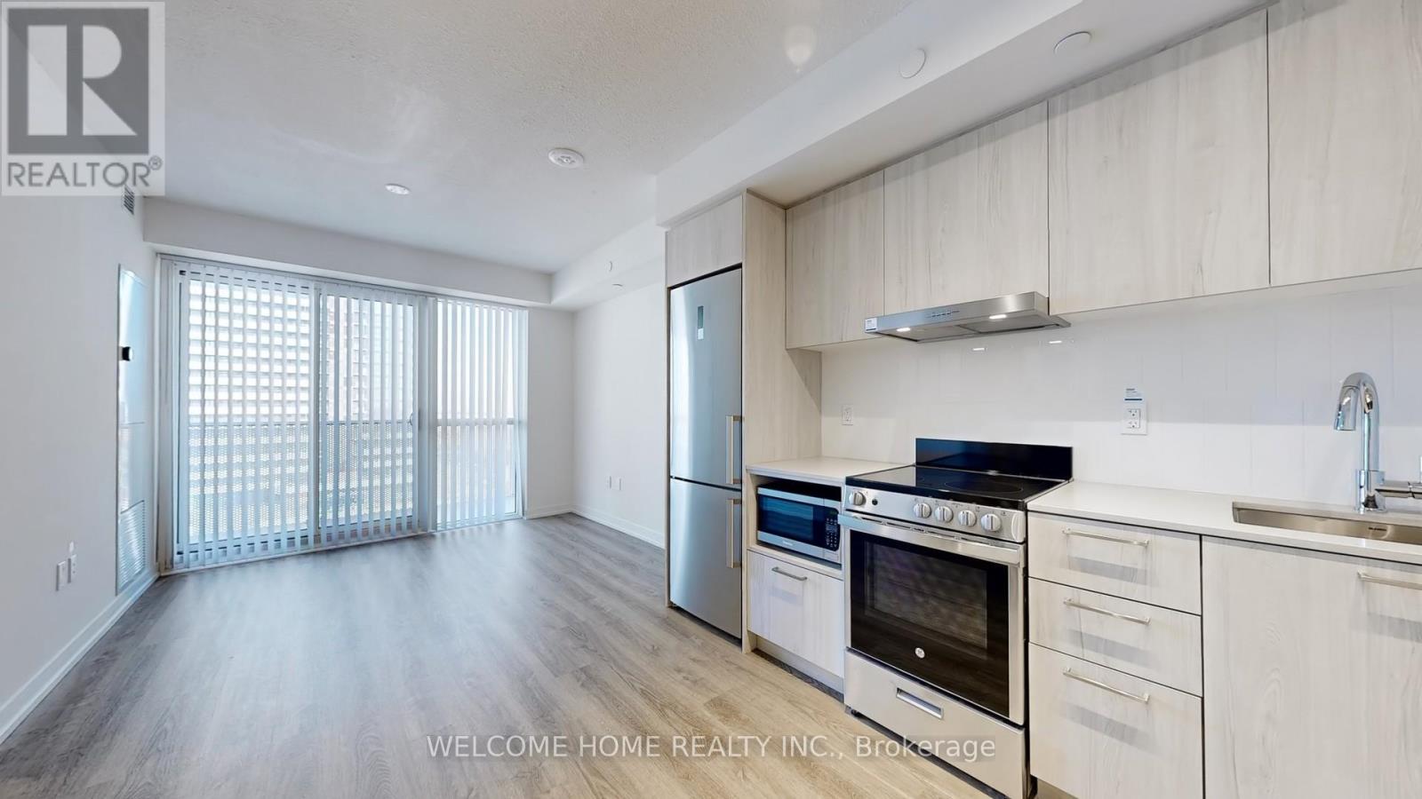 609 - 195 Commerce Street, Vaughan, Ontario  L4K 0P9 - Photo 3 - N12515542