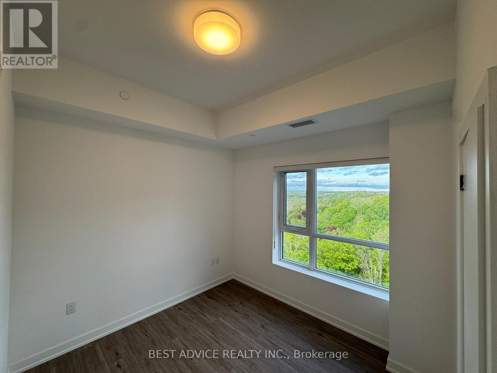 1107 - 56 Lakeside Terrace, Barrie, Ontario  L4M 0L4 - Photo 12 - S12515520