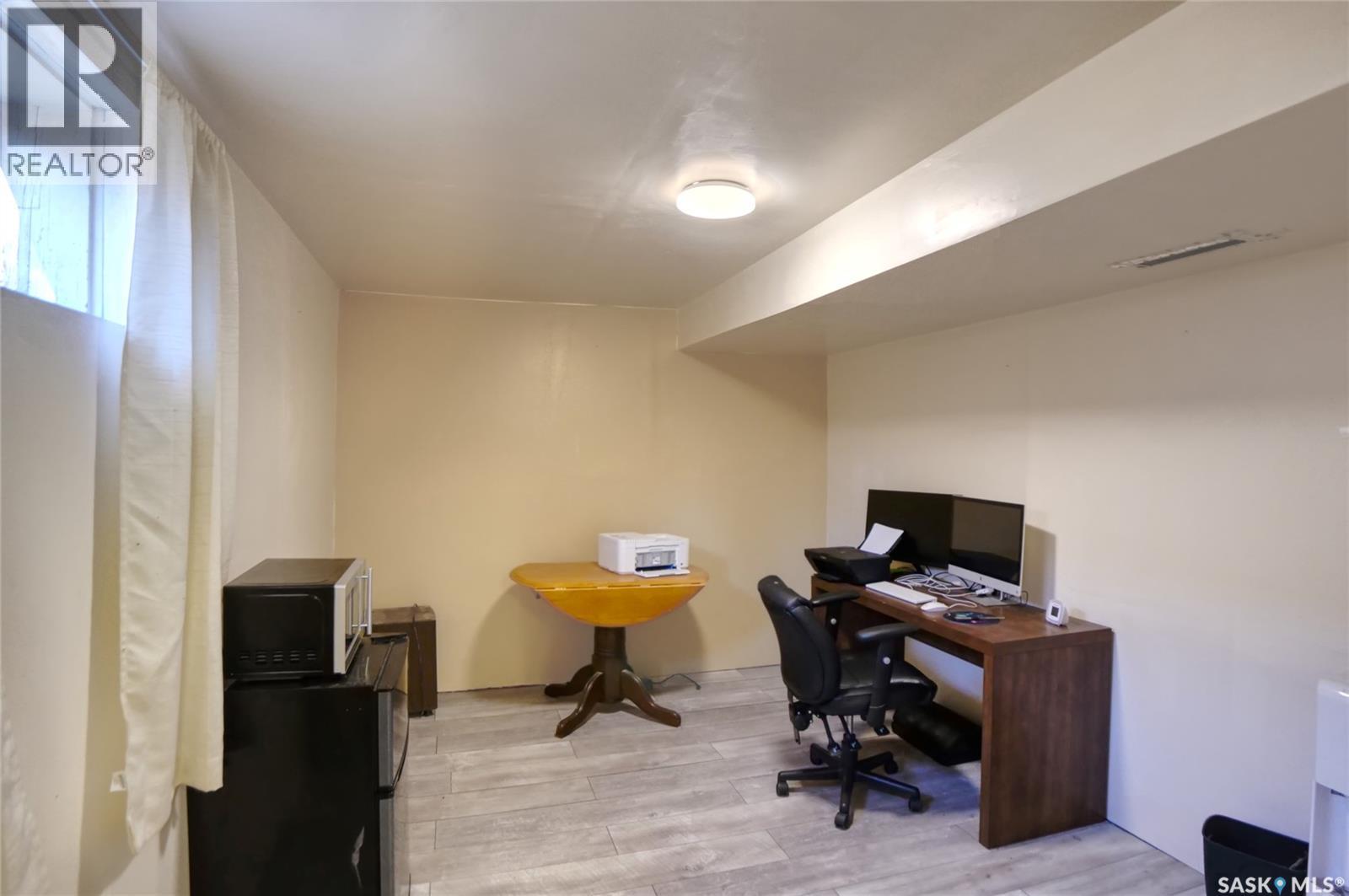 925 Hall Street W, Moose Jaw, Saskatchewan  S6H 2S3 - Photo 21 - SK022499