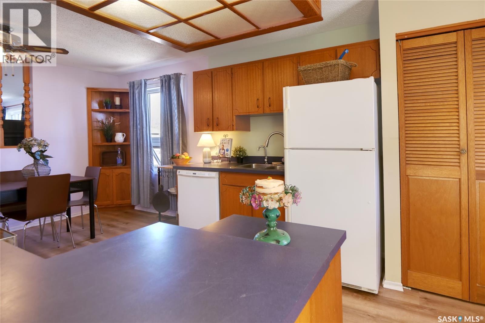 925 Hall Street W, Moose Jaw, Saskatchewan  S6H 2S3 - Photo 9 - SK022499